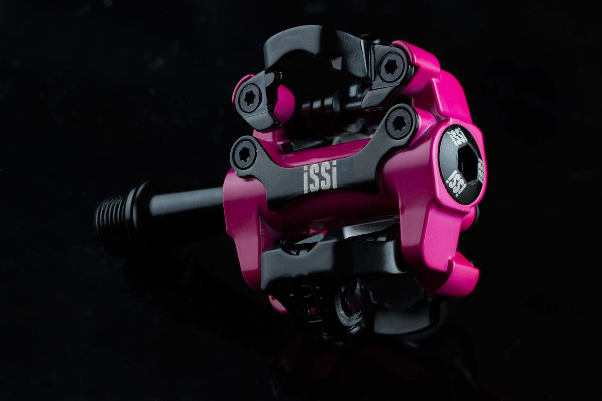 Photo: iSSi is QBP’s new pedal brand, and they’re providing a compelling, colorful alternative to Shimano SPD pedals... 