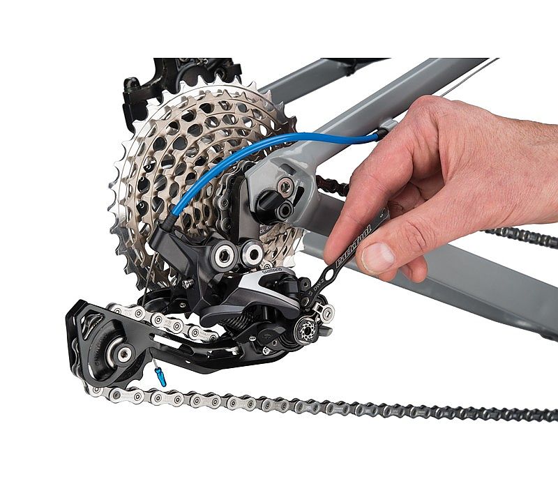 Park's new wrench adjusts Shimano rear derailleur clutch Bicycle