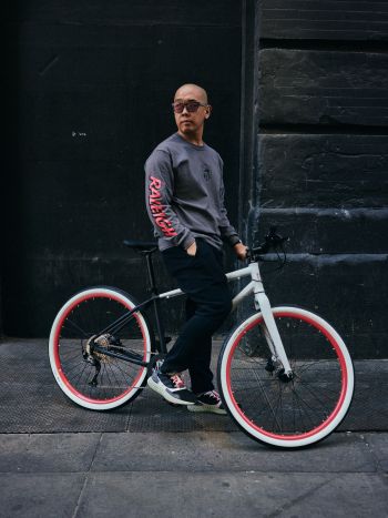 Jeff Staple designed the Raleigh Redux 2 Staple Edition.