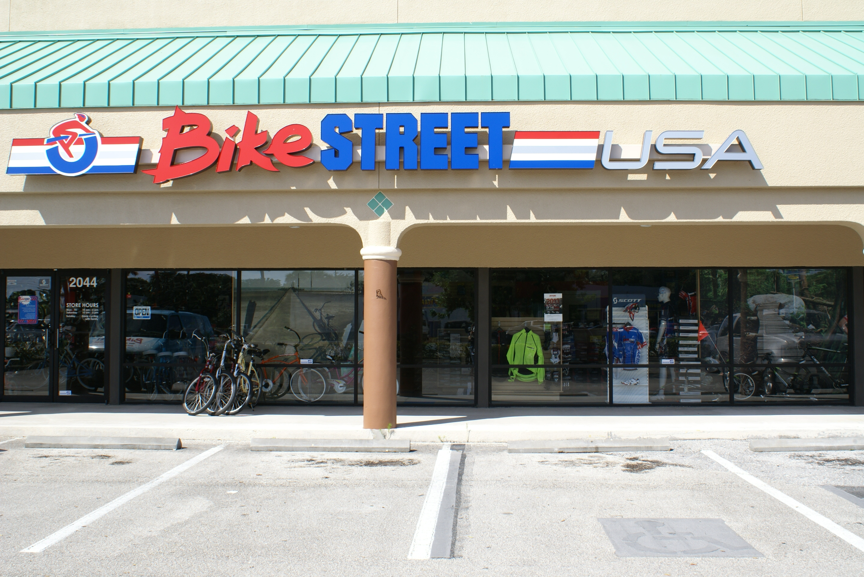 BikeStreet USA management begins liquidation Bicycle Retailer and Industry News