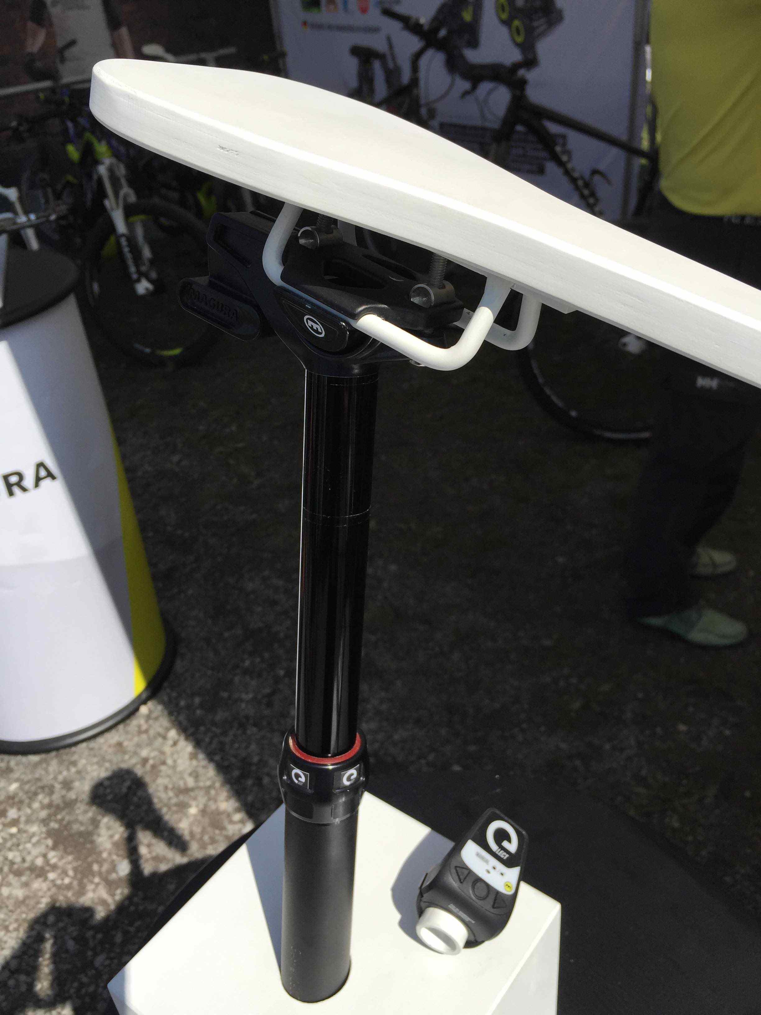 Magura debuts Vyron wireless electronic dropper post at Eurobike ...