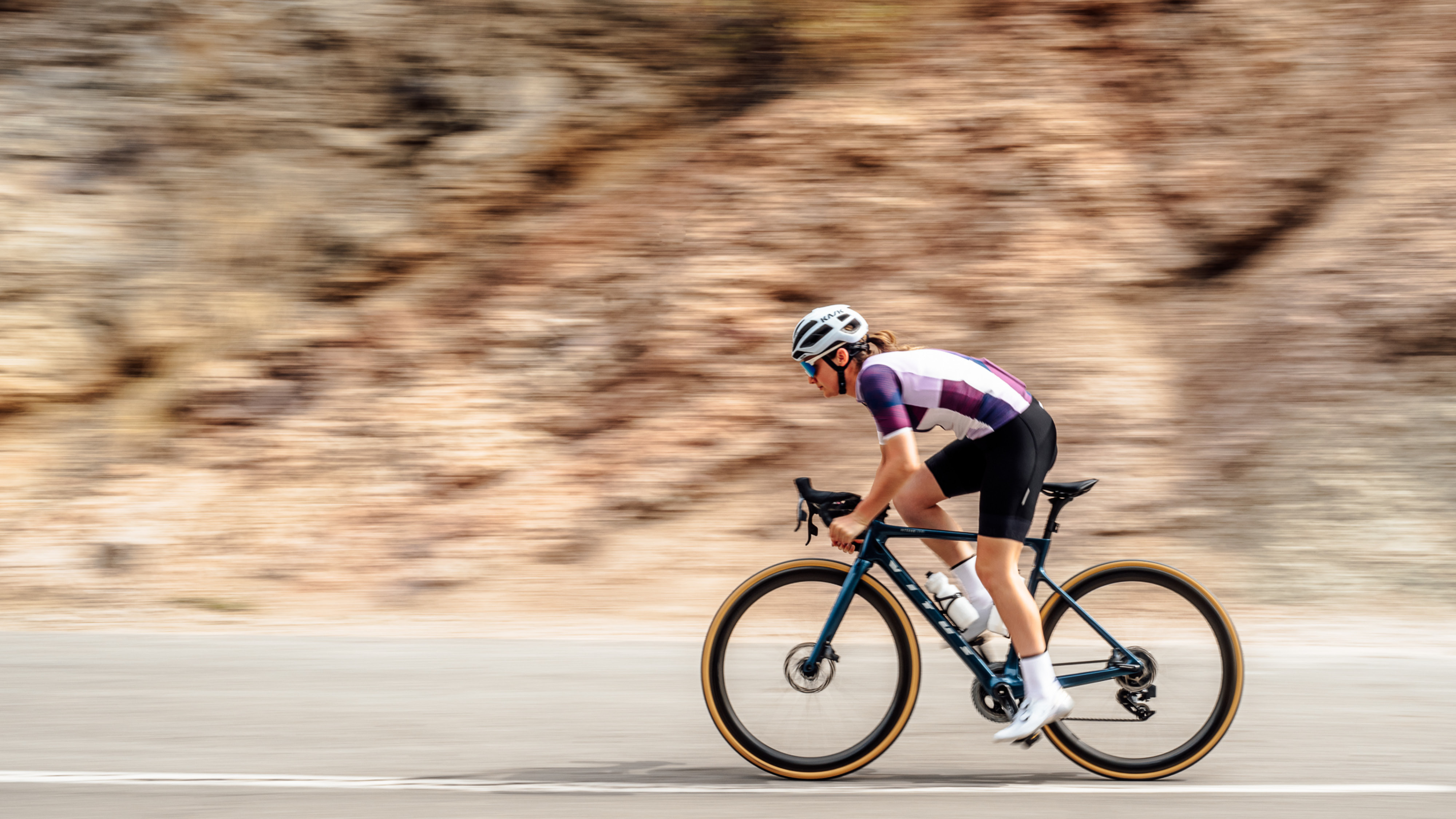 Head Group Acquires Cycling Apparel Brand Le Col | Bicycle Retailer - News Directory 3