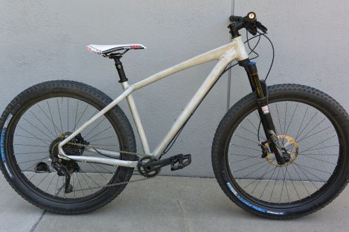 Prototype of the 2016 Felt Surplus 27.5-plus hardtail