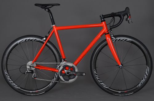 The Serotta Pronto in Stealth Red