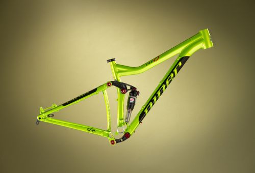 The new R.I.P. 9 frame in Niner Green.