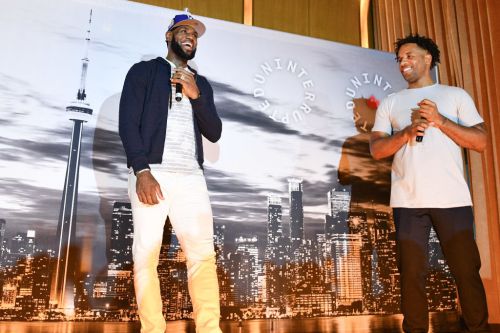 LeBron James (left) and Maverick Carter at a 2019 event. Getty photo. 