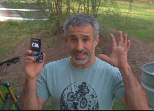 Alvo on a video announcing his new partnership.