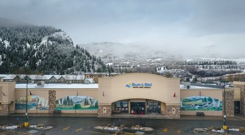 Sun & Ski Sports' location in Avon, Colorado.