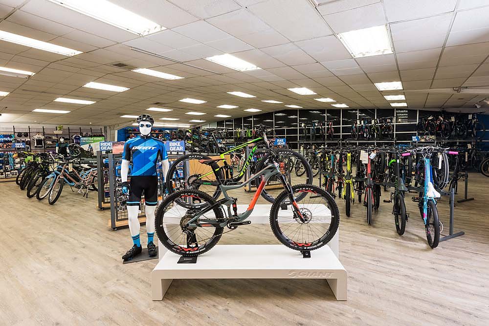 Giant bike store near me discount