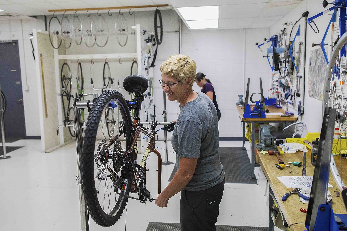 REI teams with Barnett's Bicycle Institute to offer women's-only master  technician class | Bicycle Retailer and Industry News