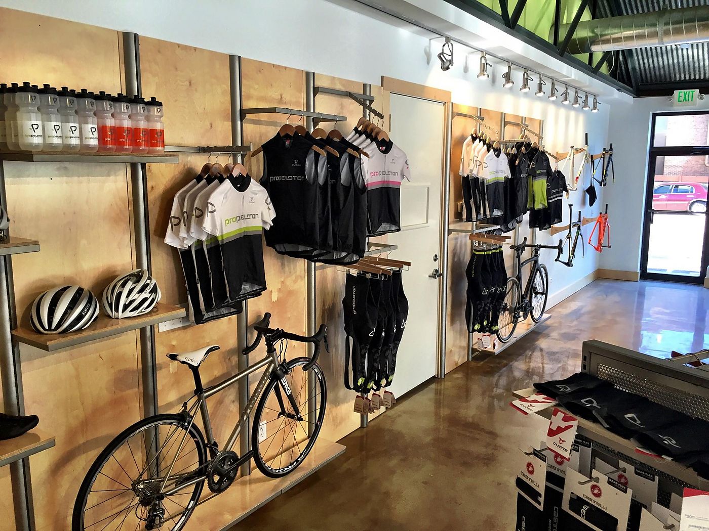 Boulder Cycle Sport turns one location into an outlet store moves