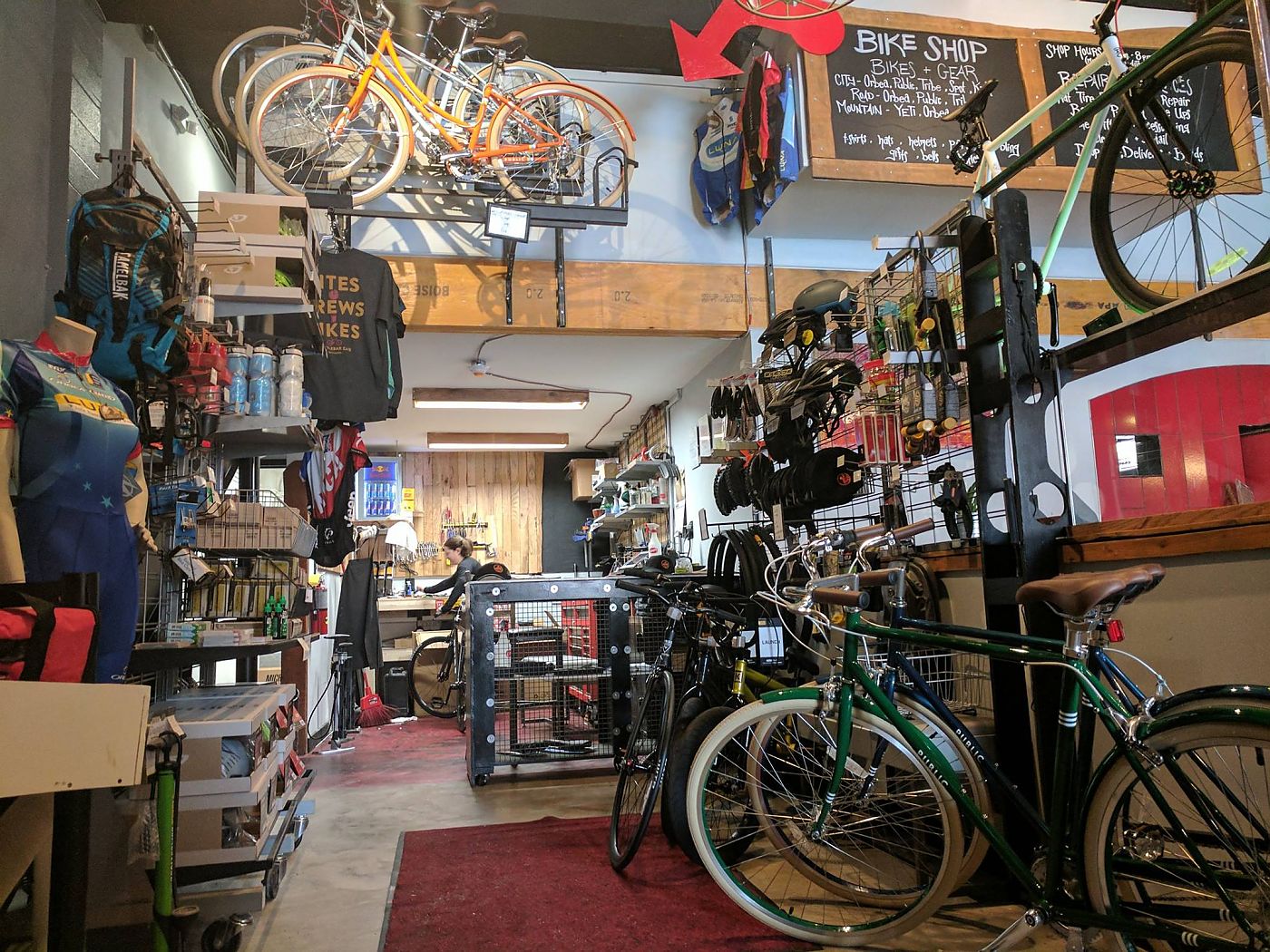 Mountain bike champion Marla Streb opens bike shop and cafe - Bike%20shop