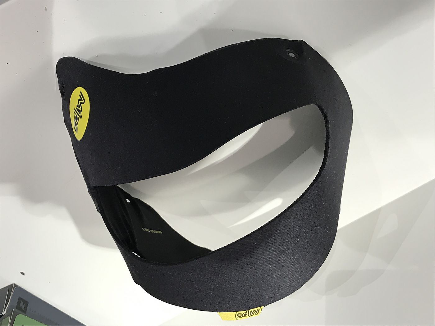 non mips helmets