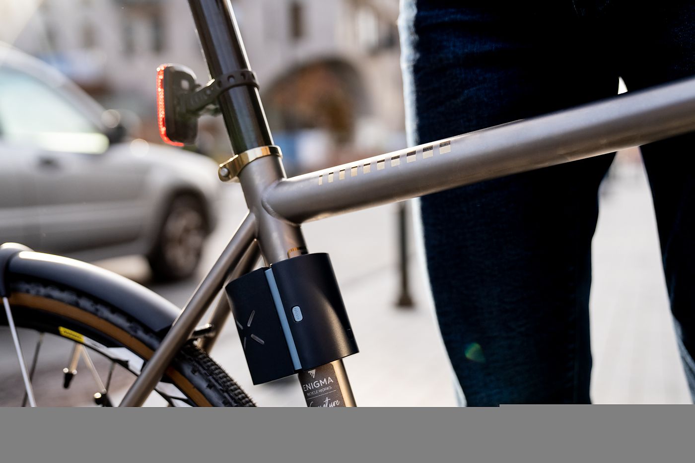 Motorcycle GPS tracker brand launches a bicycle tracker Bicycle