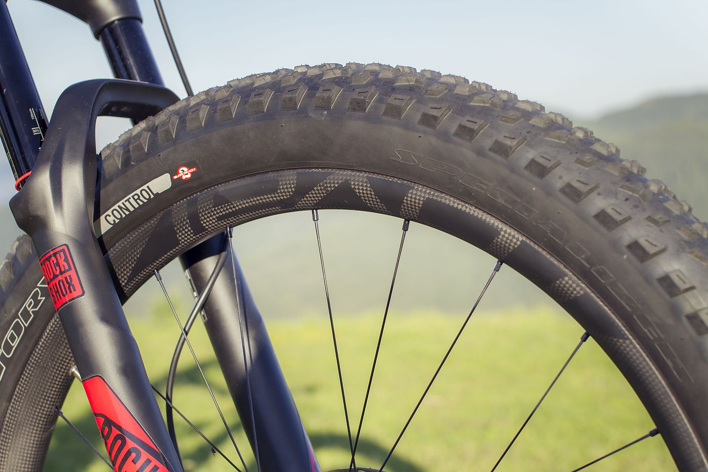 specialized turbo levo 27.5 plus