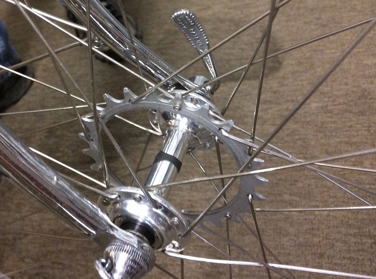 24 hole track hub