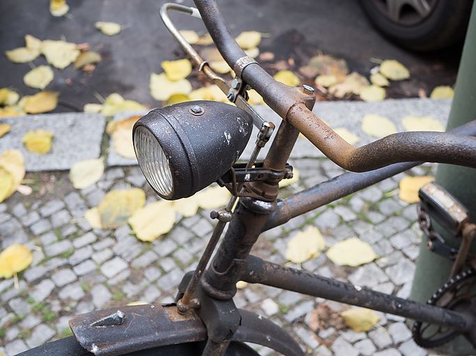 Got a light? Get in touch | Bicycle Retailer and Industry News