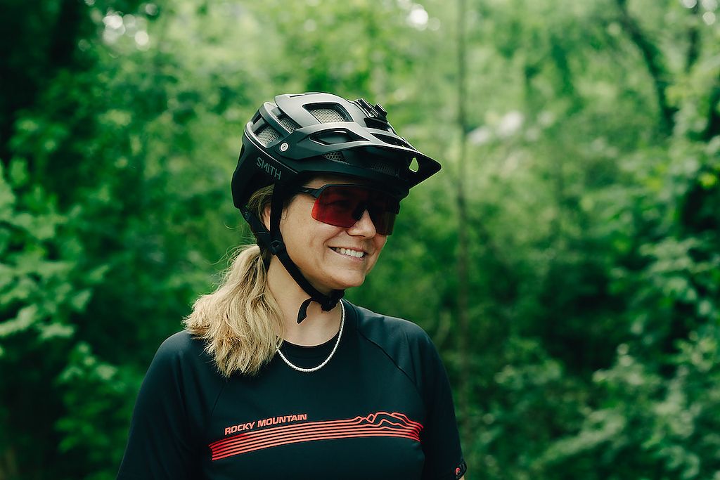 Rocky mountain bikes shop t shirt