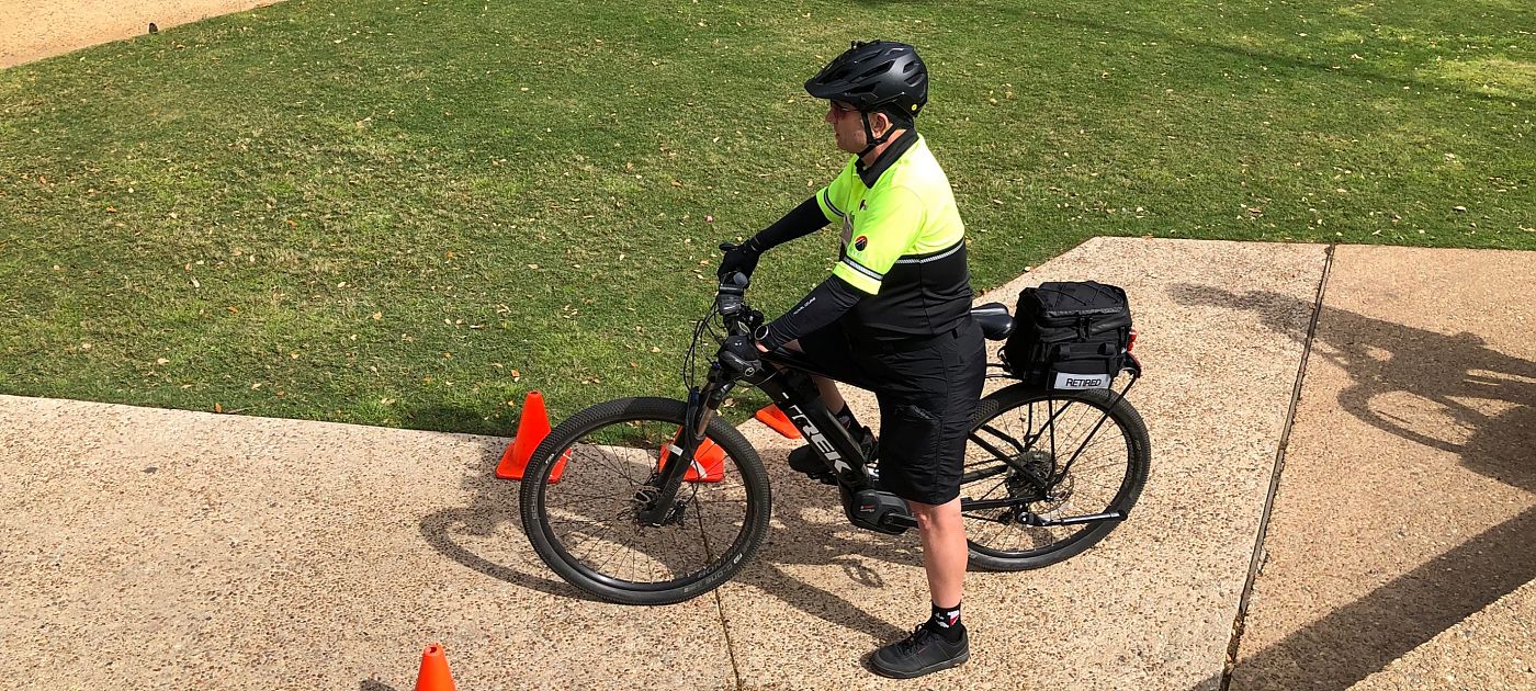 Trek police on sale bike electric