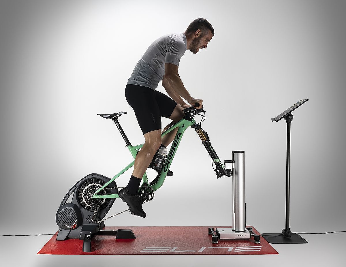 Indoor top cycling simulator