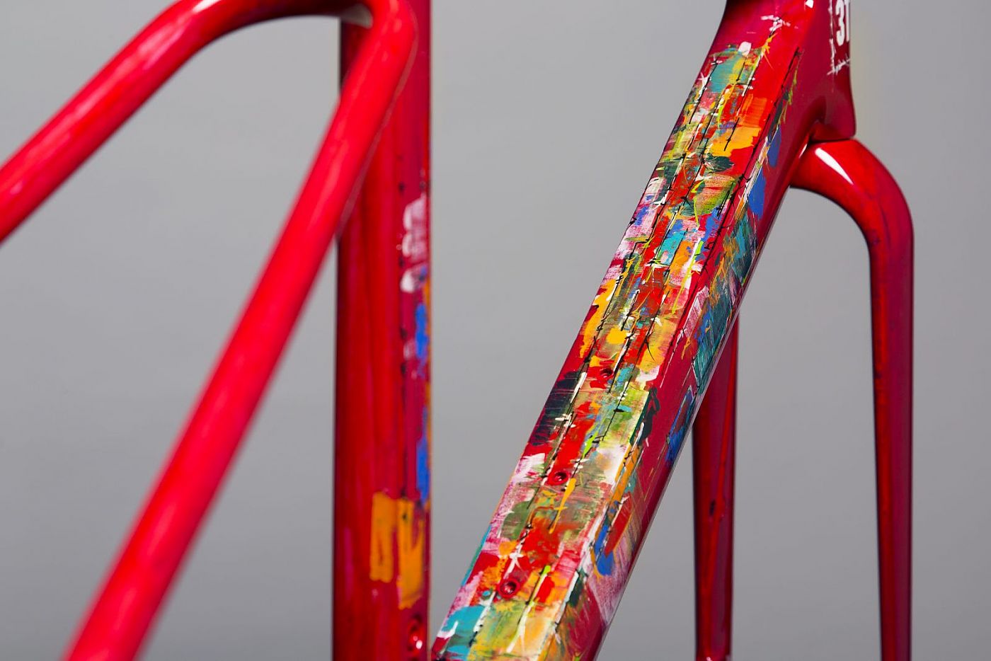 3t Headquarters In Italy Robbed Pegoretti Painted Frame Taken
