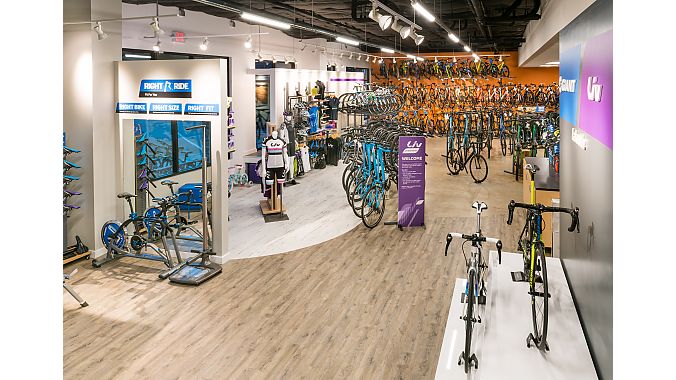 Giant Lakeside boasts 3500-square feet of bicycle retail space and exclusively sells the Giant, Liv, and Momentum brands.