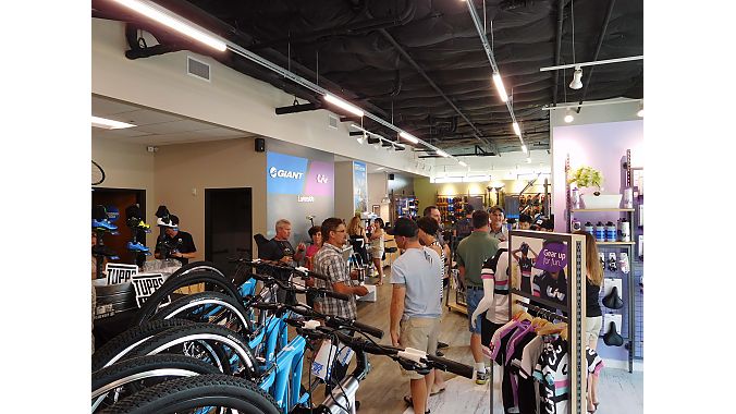 Giant Lakeside celebrated its grand opening the weekend of July 15 – 17. The celebration featured demo rides on 2017 Giant and Liv performance road and mountain bikes, as well as numerous raffles and sales specials.