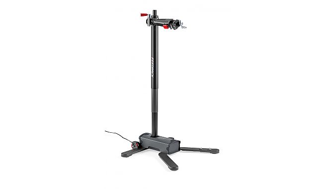 Feedback Sports Pro E-Lift stand