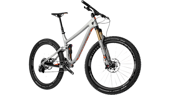 Norco’s top-end Optic C7.1 27.5-inch model retails for $7,199.