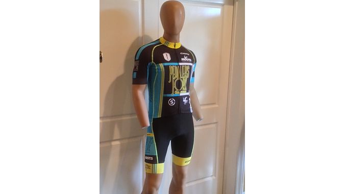 Capo Cycling Apparel’s custom kit for bike shop/restaurant Pedalers Fork