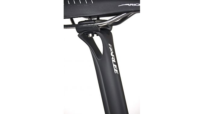 The Recurve seatpost.