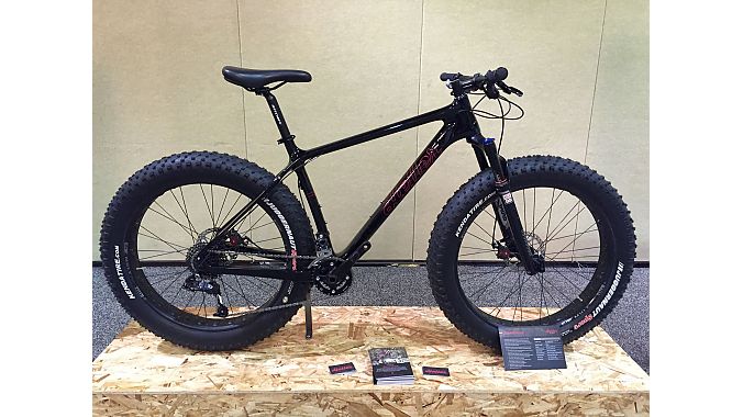  Retailers saw for the first time the Heller Bloodhound spec'd with a Bluto fork. The full carbon steed retails for $2,599 with a Bluto, and $2,199 for the full rigid model.