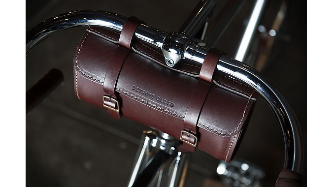 The Jefferson handlebar bag