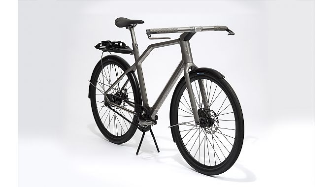 The Portland bike also has self-regulating light sensors and a detachable rack system.