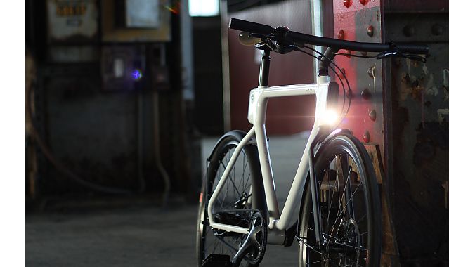 The San Francisco bike also has an integrated front light.