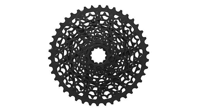 MSRP on the X1 cassette is $132 less than SRAM’s top-end XX1.