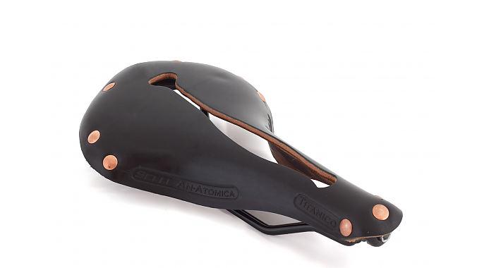 The new T-Series saddle (formerly called Titanico).