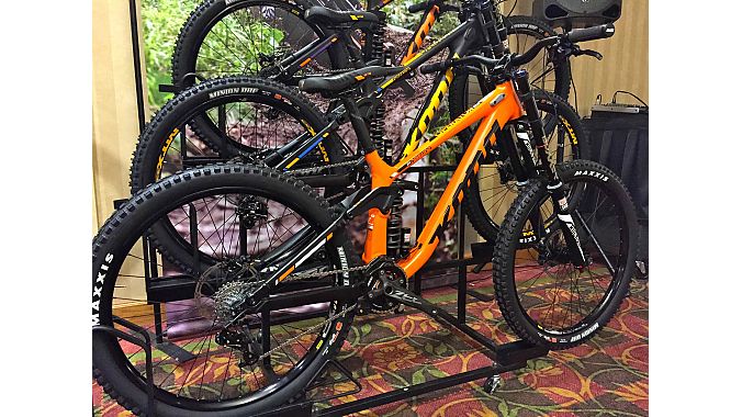 The new 200mm travel Operator 27.5 retails for $3,899.