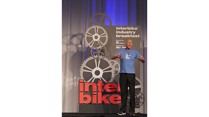 Former NBA star Bill Walton makes no secret of the fact that he loves his bike during his Industry Breakfast address on the expo’s opening day.