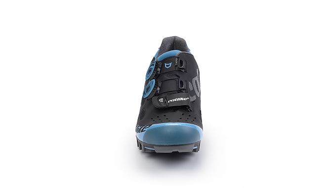 The Catlike Whisper MTB shoe.