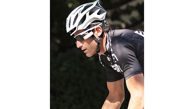 Hincapie wearing the Recon Jet