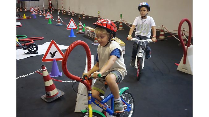 An indoor obstacle course kept the bambinos happy.