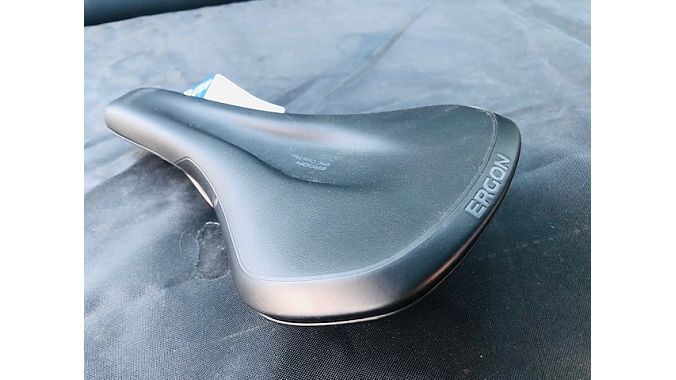 Ergon's Allroad Core Pro Men's saddle features Infinergy vibration damping.