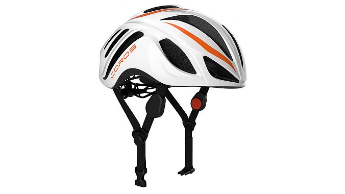 The Coros Linx Smart helmet.