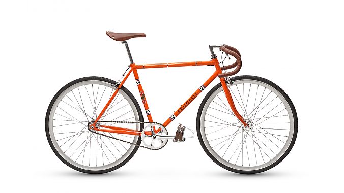 The Peugeot LR01 Fixie is also part of the Legend line.