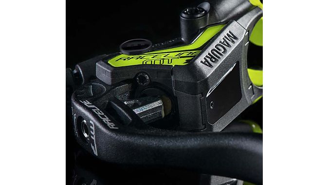 Magura's limited edition MT7 Raceline brakes feature special