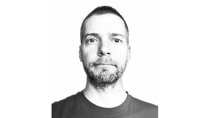Nik Hobbs.
