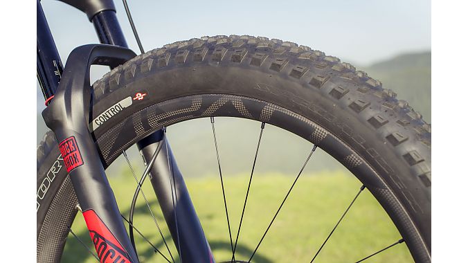 The Levo pedal-assist 650B/27.5-plus models roll on Specialized's 6Fattie 3-inch-wide tires and 38-millimeter Roval rims (carbon on S-Works build).