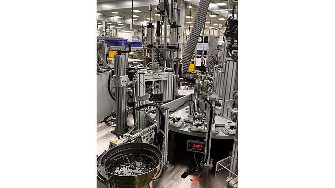 Tektro's brake assembly is highly automated. BRAIN photo.