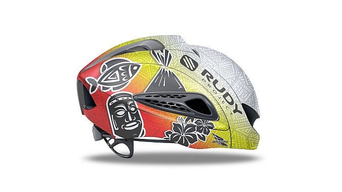 The Tiki Kona Boost 01 helmet.